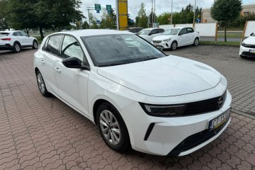 Bogata wersja z najoszczędniejszym silnikiem benzynowym.