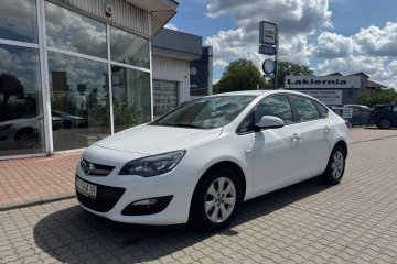 Opel Astra J, 1.6 benzyna, 2018r.